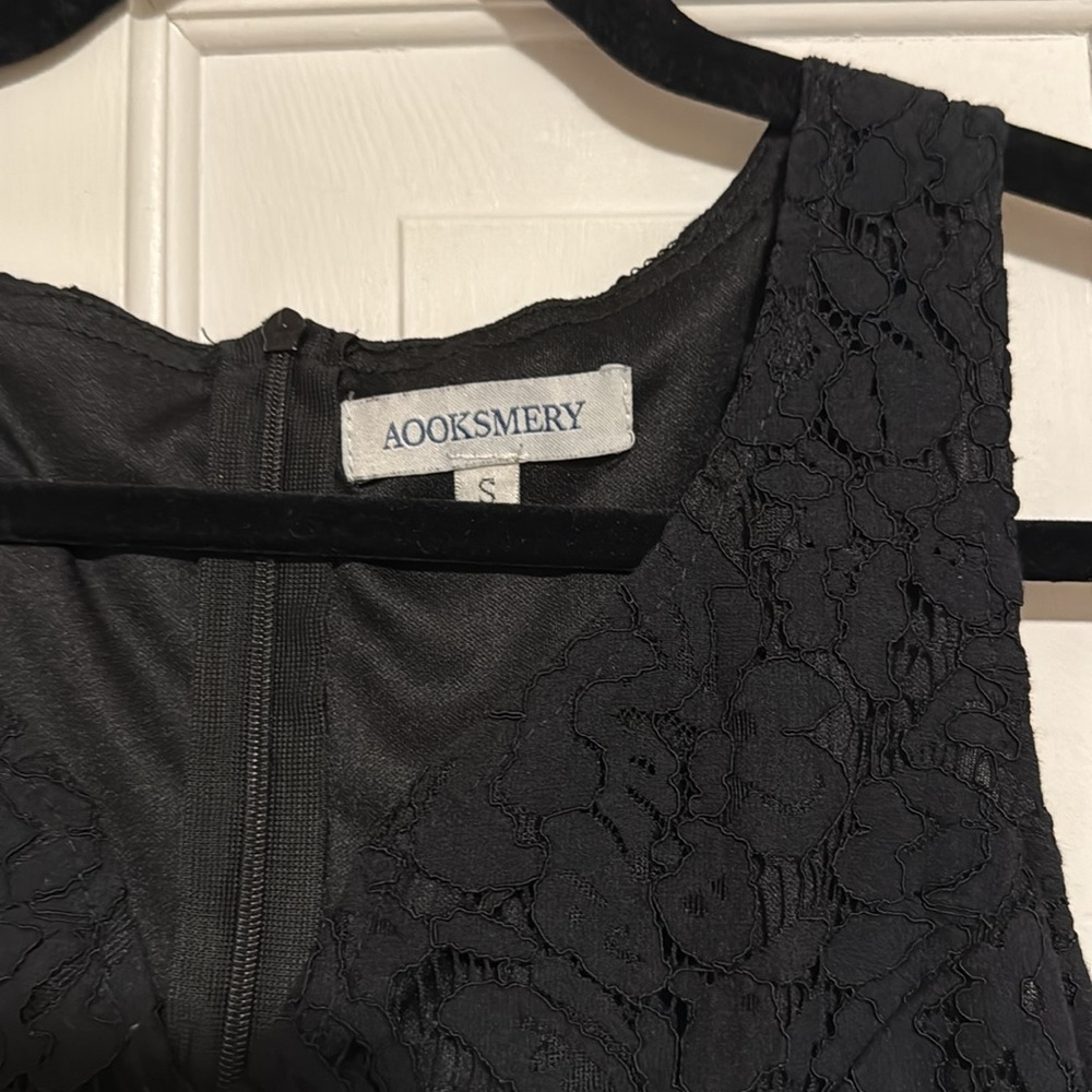 Black Lace Dress - Picture 6 of 9